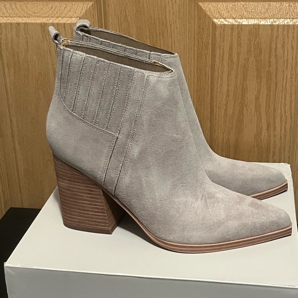 Marc Fisher LTD Orlanda Medium Gray Bootie Size 10 Western Suede Leather New IB - Picture 10 of 16